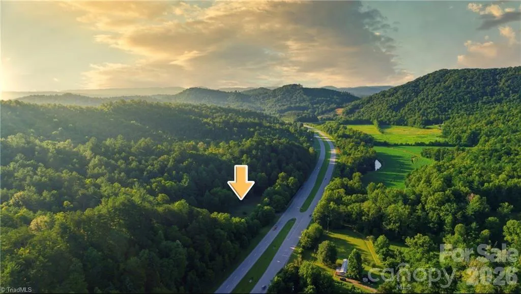 11526 Us Highway 421 Purlear NC 28665