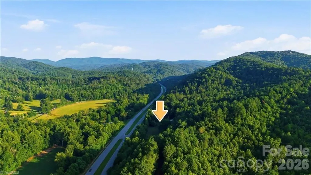 11526 Us Highway 421 Purlear NC 28665
