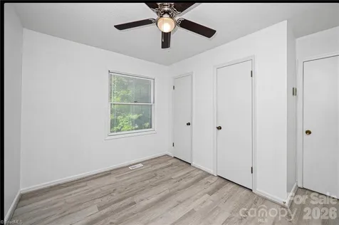 11526 Us Highway 421 Purlear NC 28665