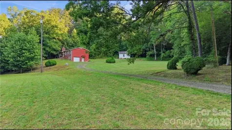 11526 Us Highway 421 Purlear NC 28665