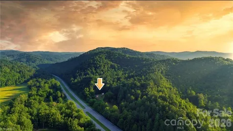 11526 Us Highway 421 Purlear NC 28665