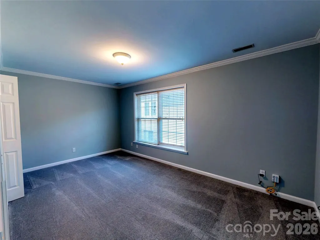 4326 Laurel Hill Lane Charlotte NC 28217