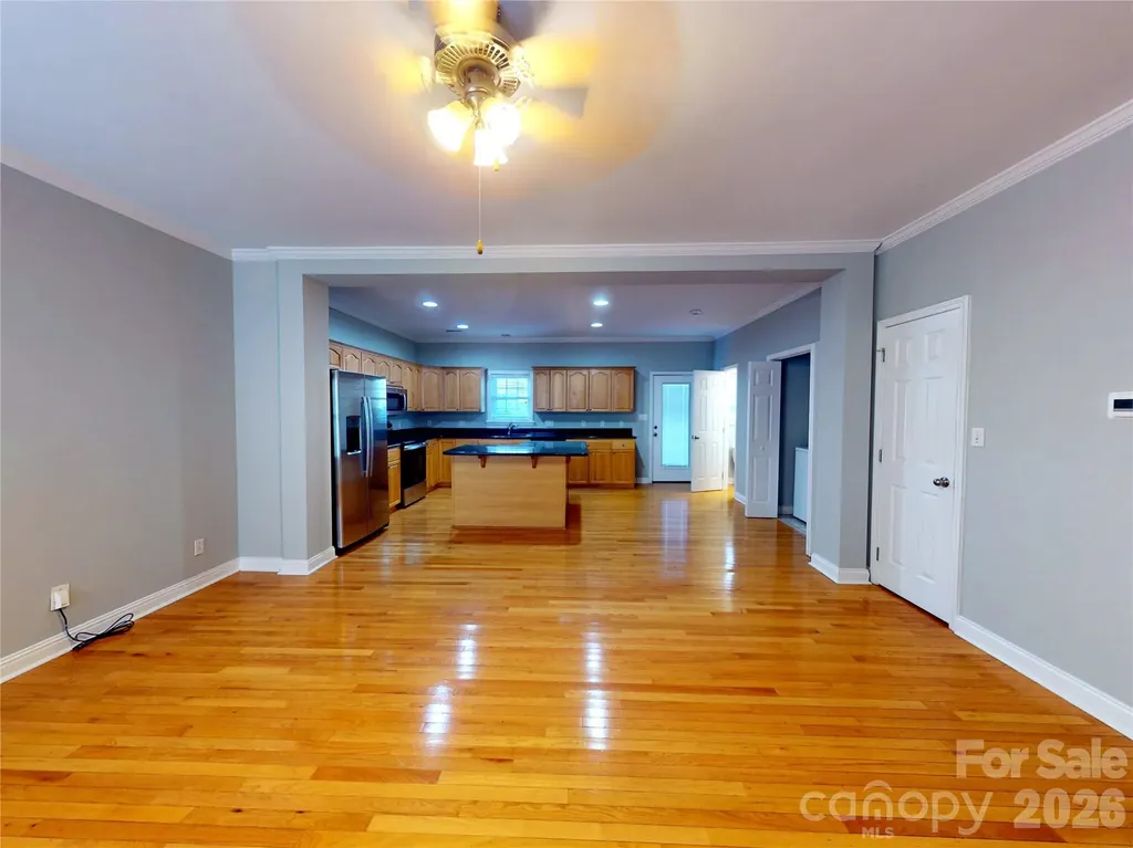 4326 Laurel Hill Lane Charlotte NC 28217