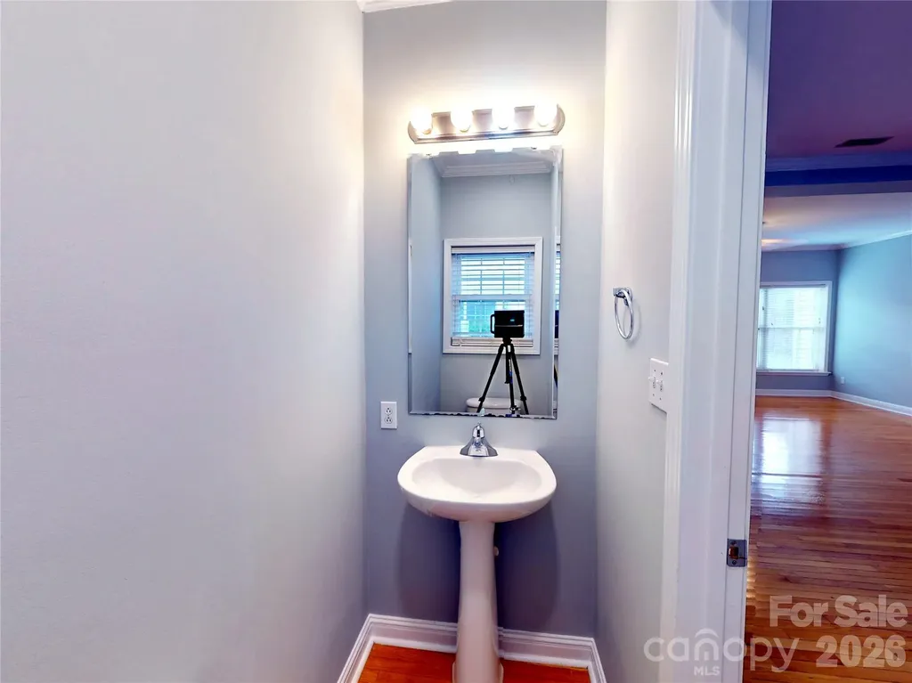 4326 Laurel Hill Lane Charlotte NC 28217