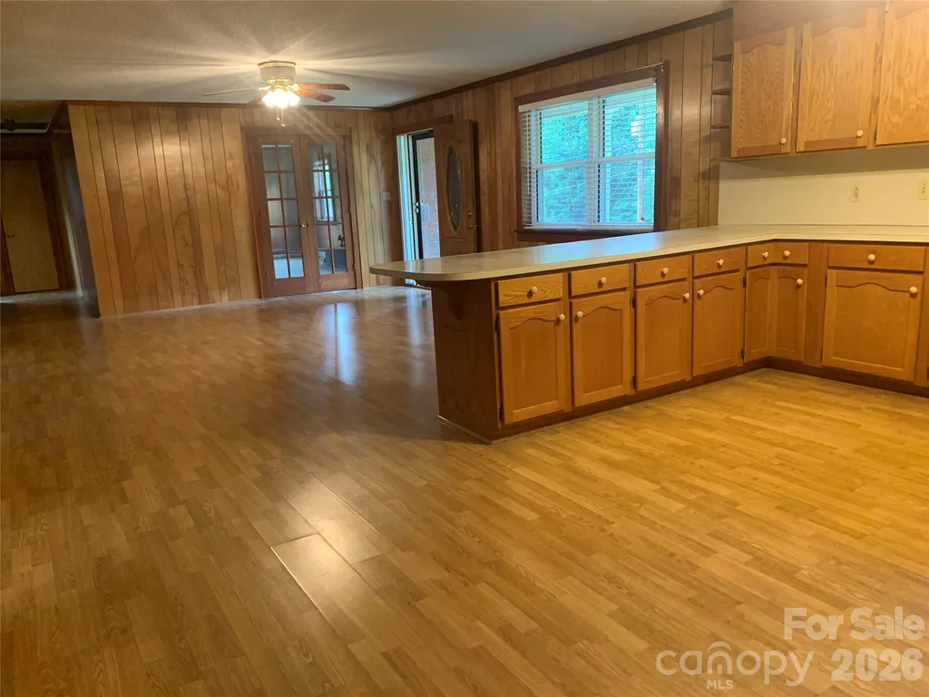 6285 Nc 16 Highway N Taylorsville NC 28681
