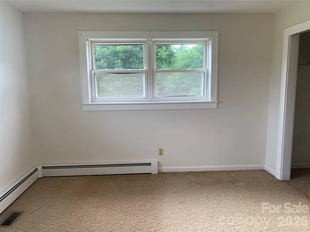 6285 Nc 16 Highway N Taylorsville NC 28681