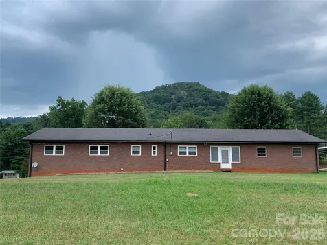 6285 Nc 16 Highway N Taylorsville NC 28681