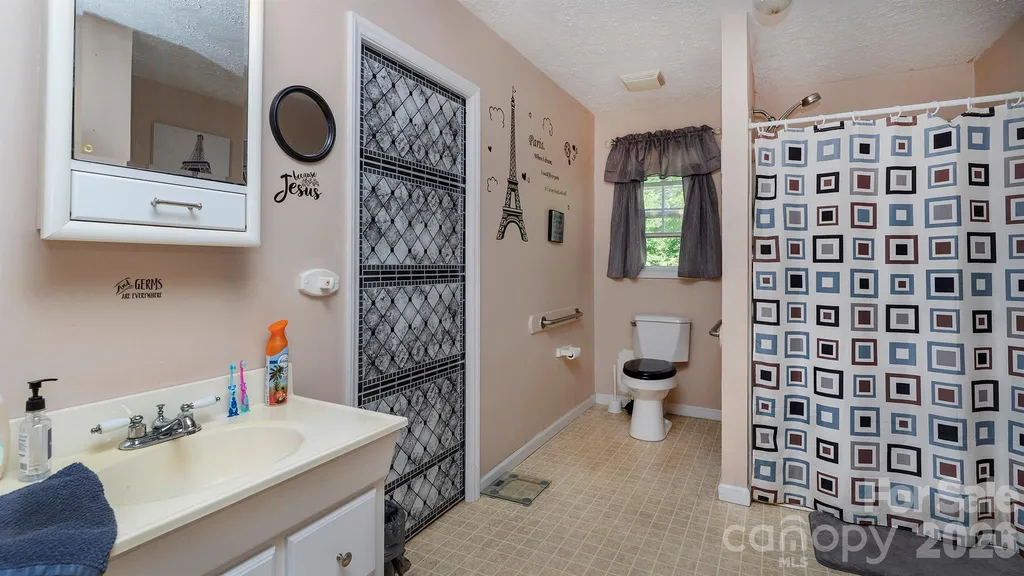 2521 Kempsar Lane Monroe NC 28110