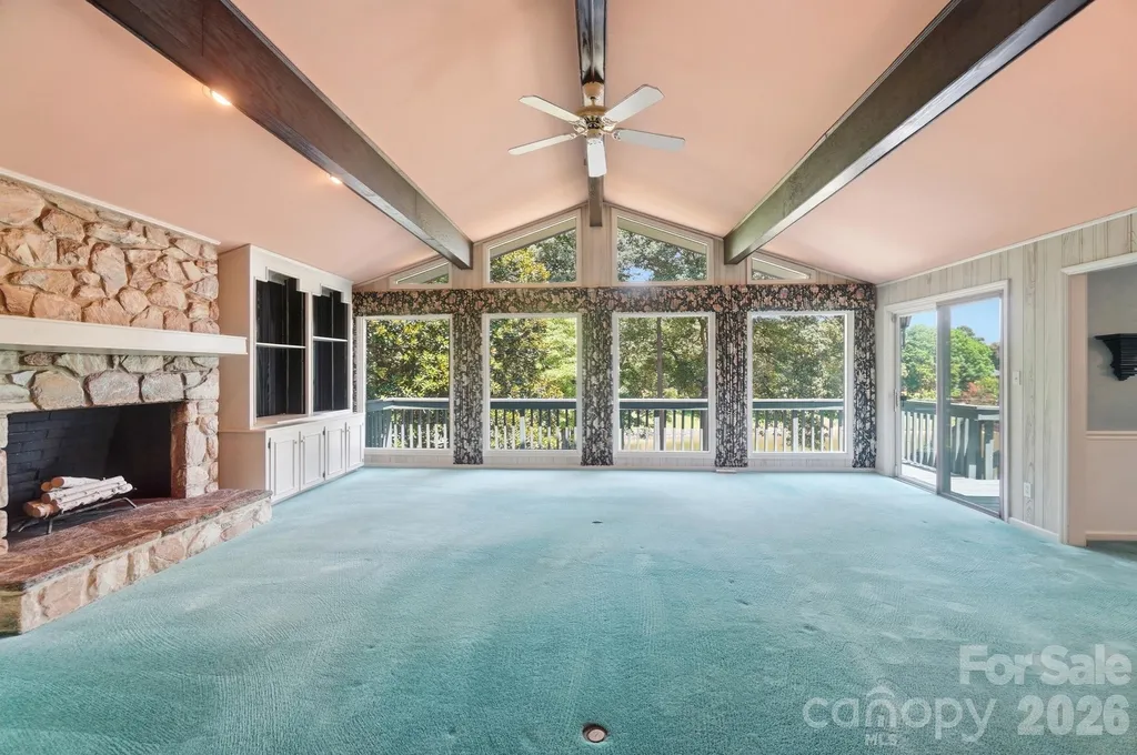 1507 Heatherloch Drive Gastonia NC 28054