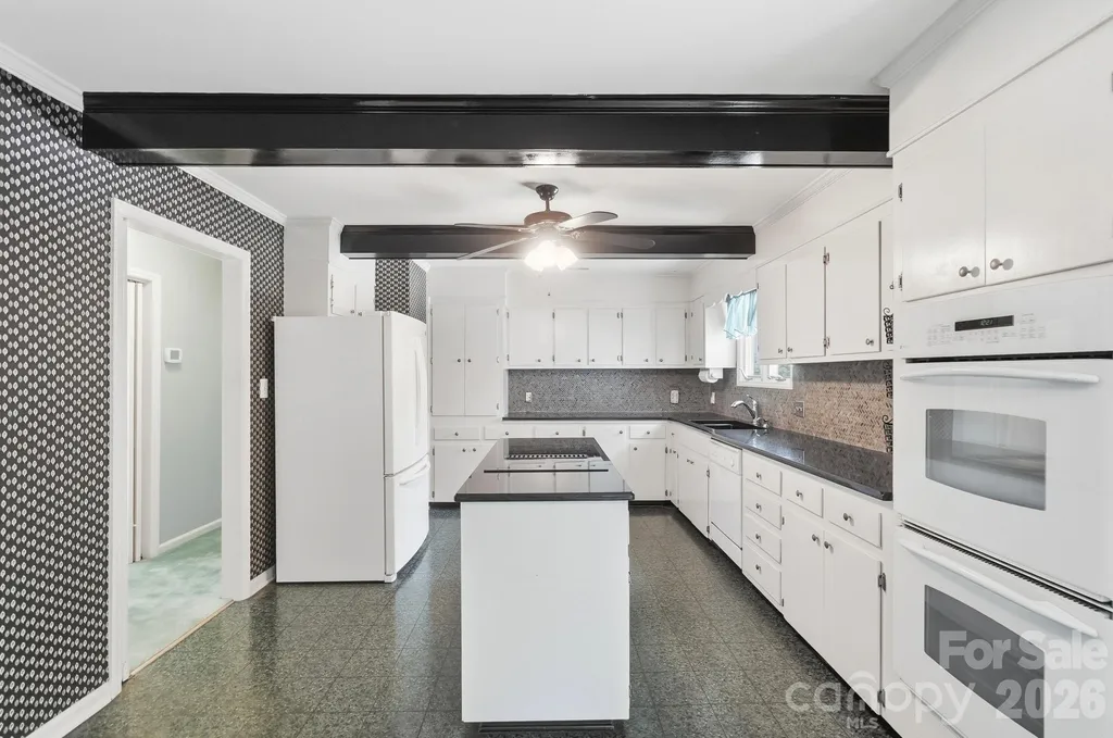 1507 Heatherloch Drive Gastonia NC 28054