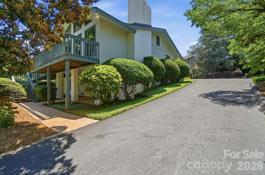 1507 Heatherloch Drive Gastonia NC 28054