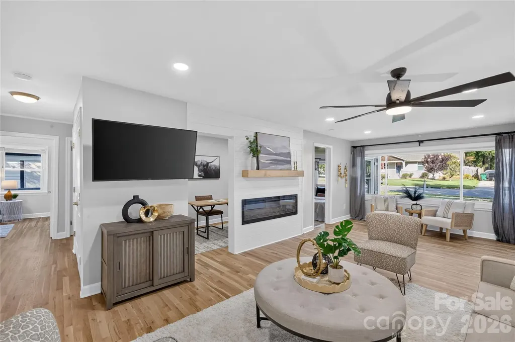 1816 Anderson Street Charlotte NC 28205