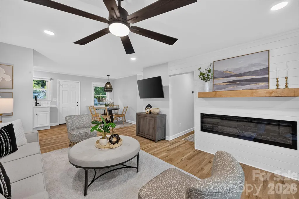1816 Anderson Street Charlotte NC 28205