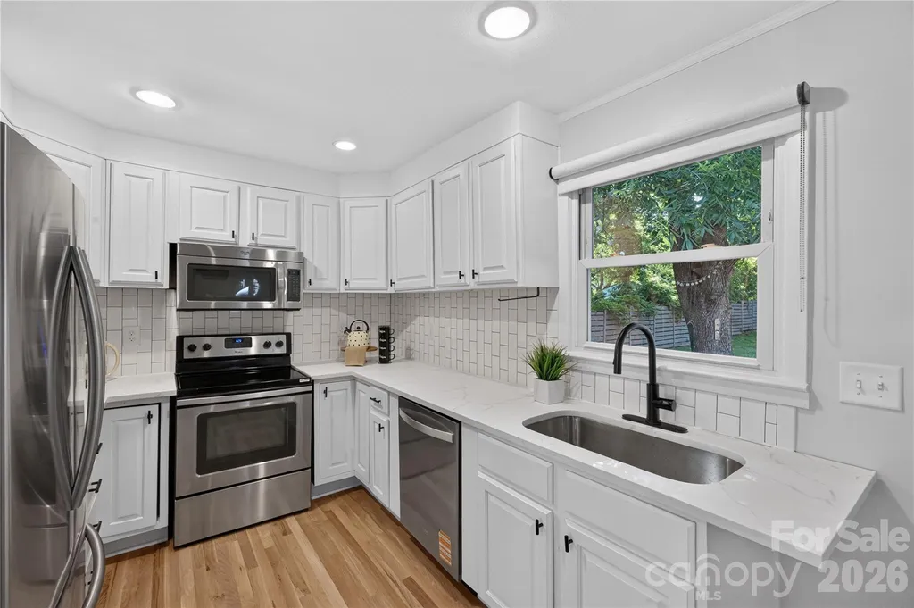1816 Anderson Street Charlotte NC 28205