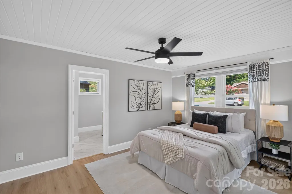 1816 Anderson Street Charlotte NC 28205