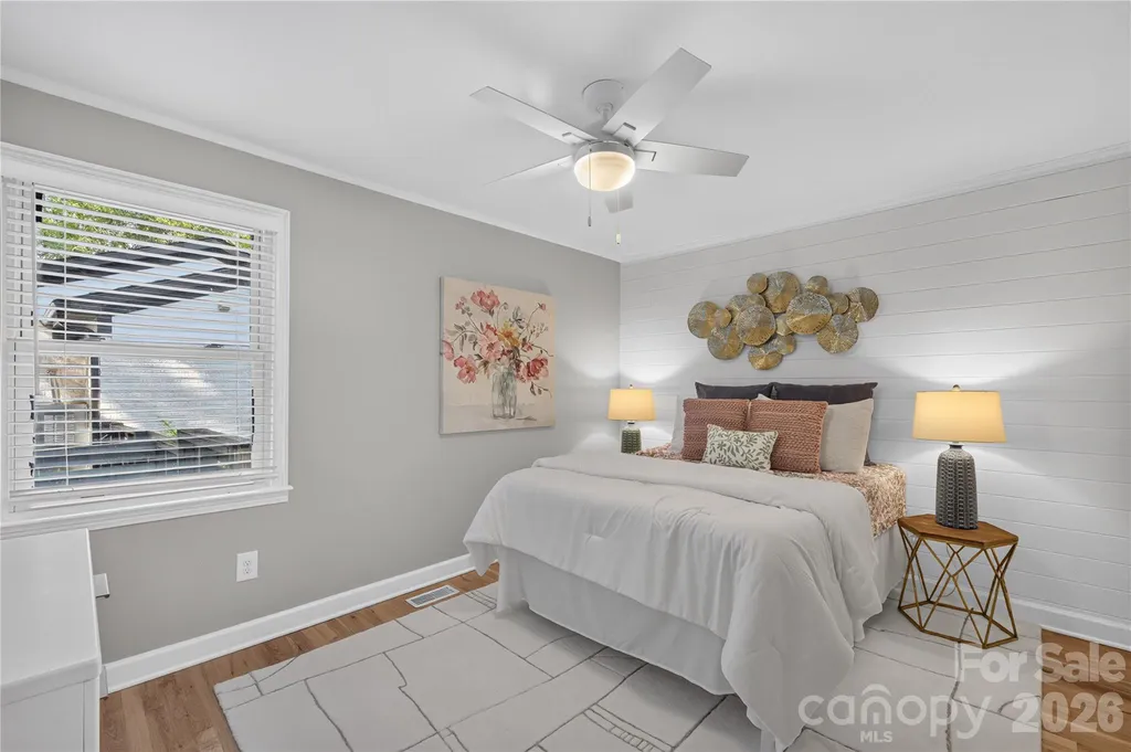 1816 Anderson Street Charlotte NC 28205