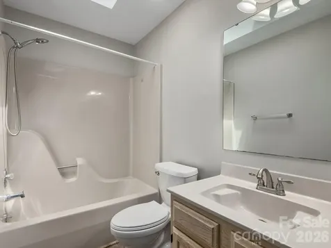 19 Loggers Run Hendersonville NC 28739