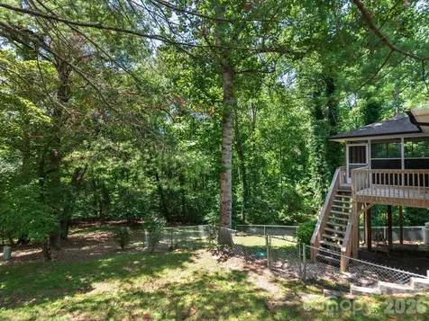 19 Loggers Run Hendersonville NC 28739