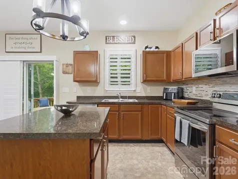 1566 Glenbar Court Clover SC 29710
