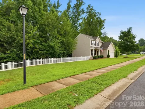 1566 Glenbar Court Clover SC 29710