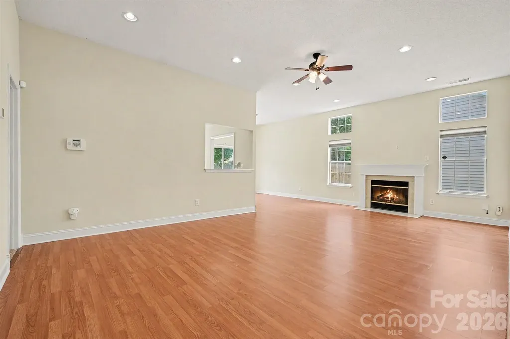 8316 Rhian Brook Lane Charlotte NC 28216