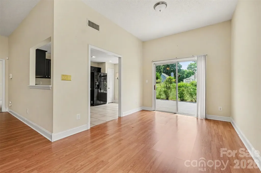 8316 Rhian Brook Lane Charlotte NC 28216