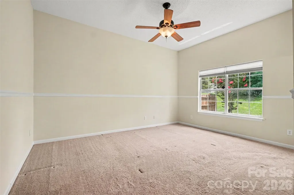8316 Rhian Brook Lane Charlotte NC 28216