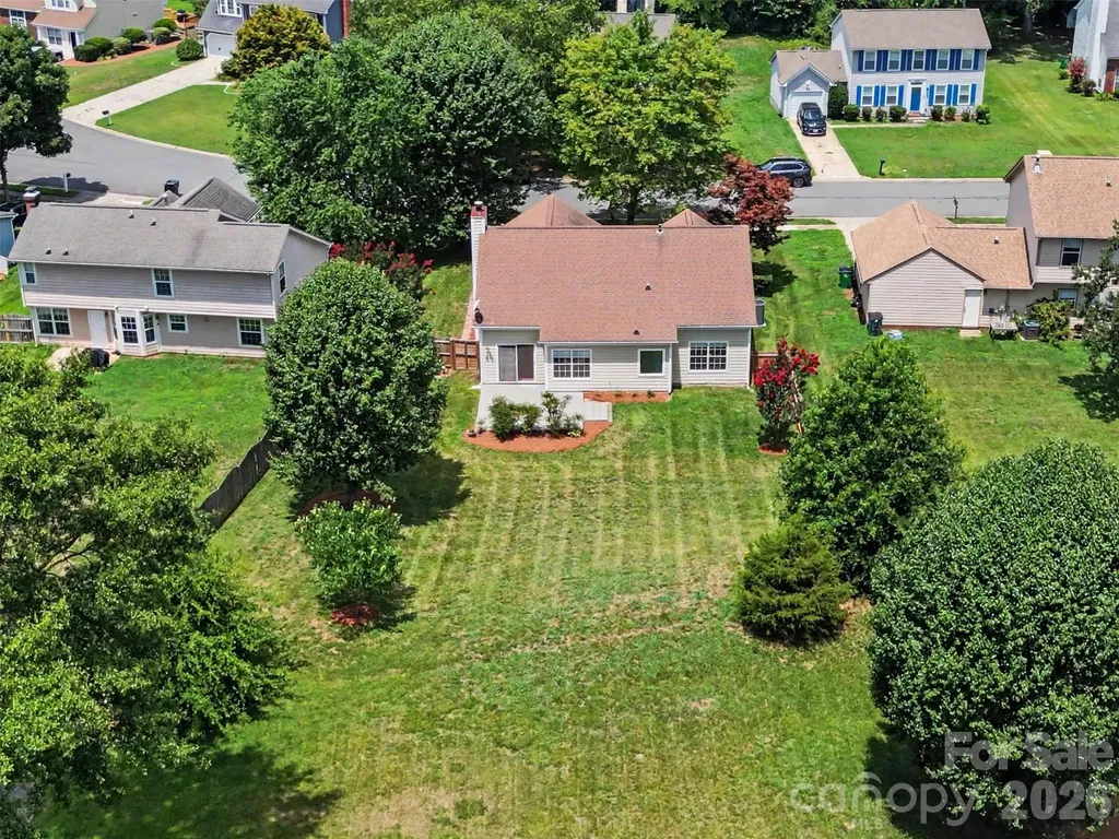8316 Rhian Brook Lane Charlotte NC 28216