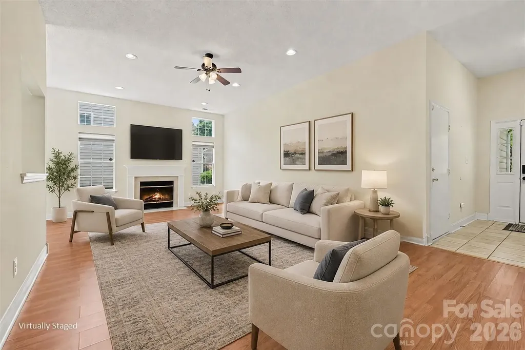 8316 Rhian Brook Lane Charlotte NC 28216