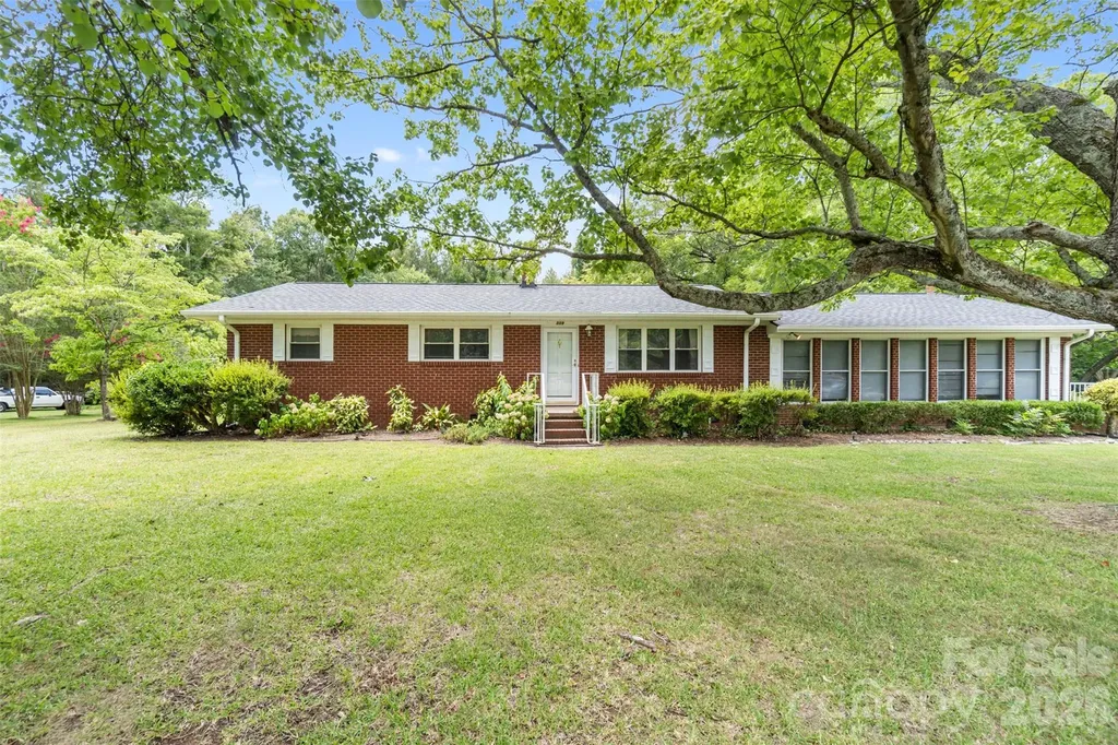 509 Lakeview Drive Wadesboro NC 28170