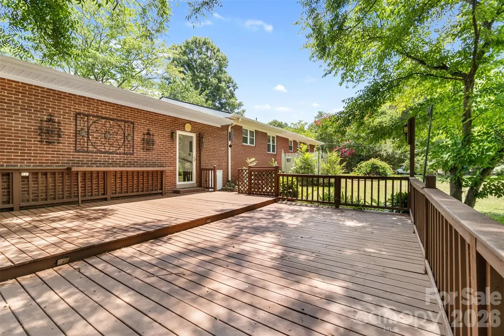 509 Lakeview Drive Wadesboro NC 28170