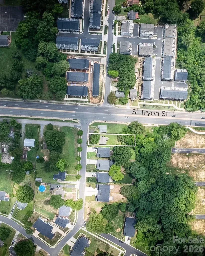 405 W Cama Street Charlotte NC 28217