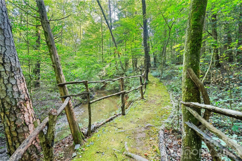 1483 Hopewell Church Road Catawba NC 28609