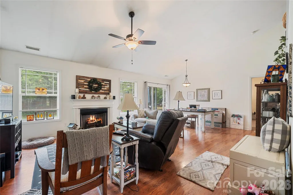 1483 Hopewell Church Road Catawba NC 28609