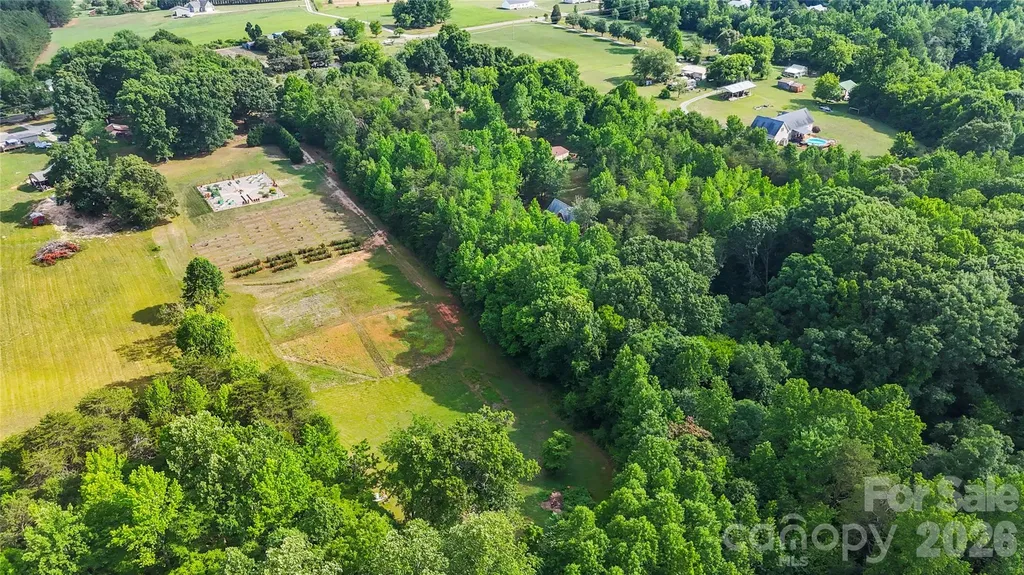 1483 Hopewell Church Road Catawba NC 28609
