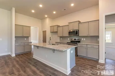 5102 Colchester Court Catawba NC 28609