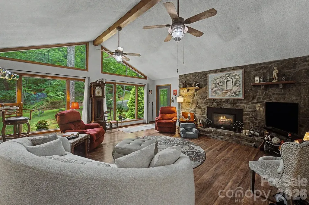 278 Crocus Lane Sylva NC 28779
