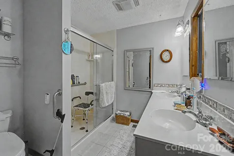278 Crocus Lane Sylva NC 28779