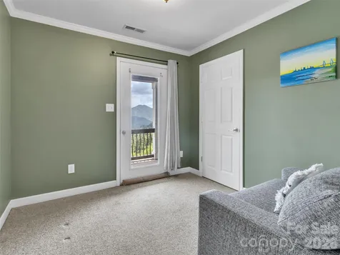 1231 Grandeur Heights Clyde NC 28721