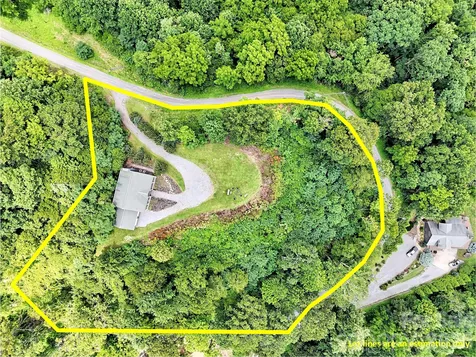 1231 Grandeur Heights Clyde NC 28721