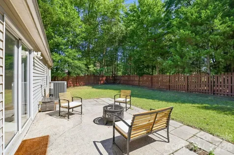 13113 Young Fawn Court Charlotte NC 28278