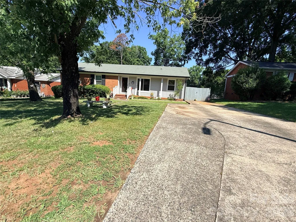 3626 Seaman Drive Charlotte NC 28217