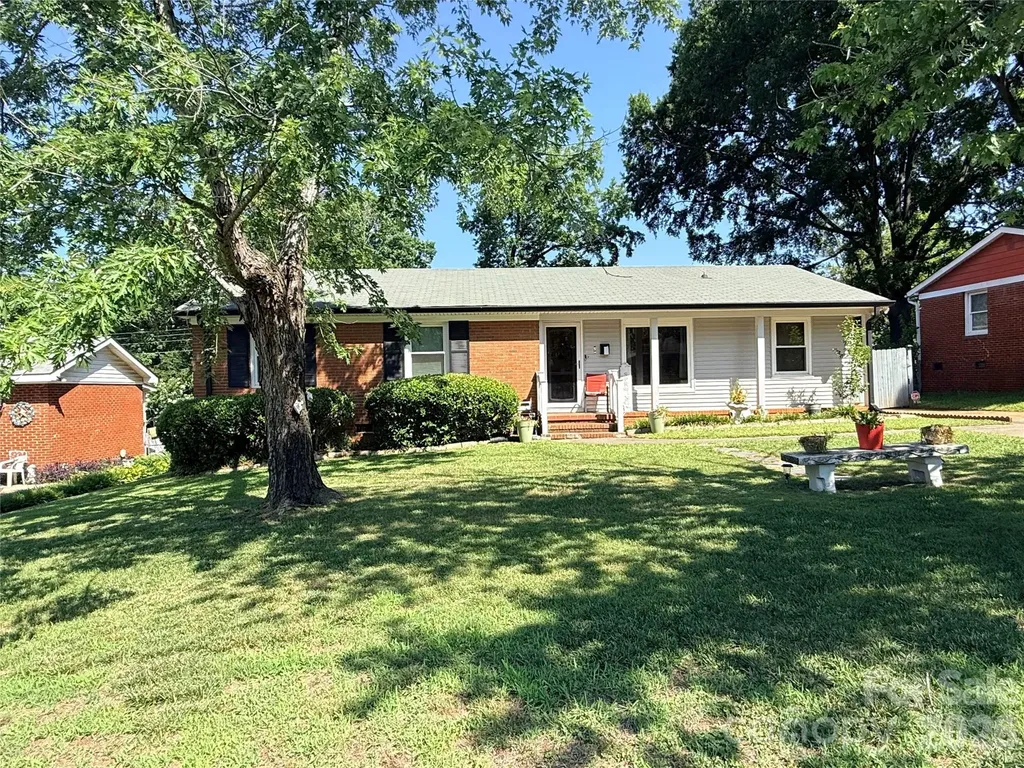 3626 Seaman Drive Charlotte NC 28217