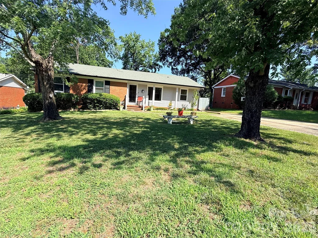 3626 Seaman Drive Charlotte NC 28217