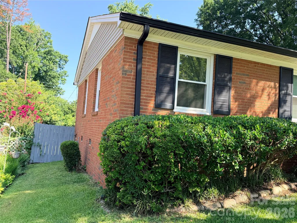 3626 Seaman Drive Charlotte NC 28217