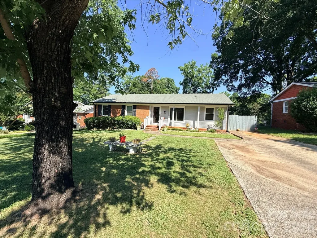 3626 Seaman Drive Charlotte NC 28217