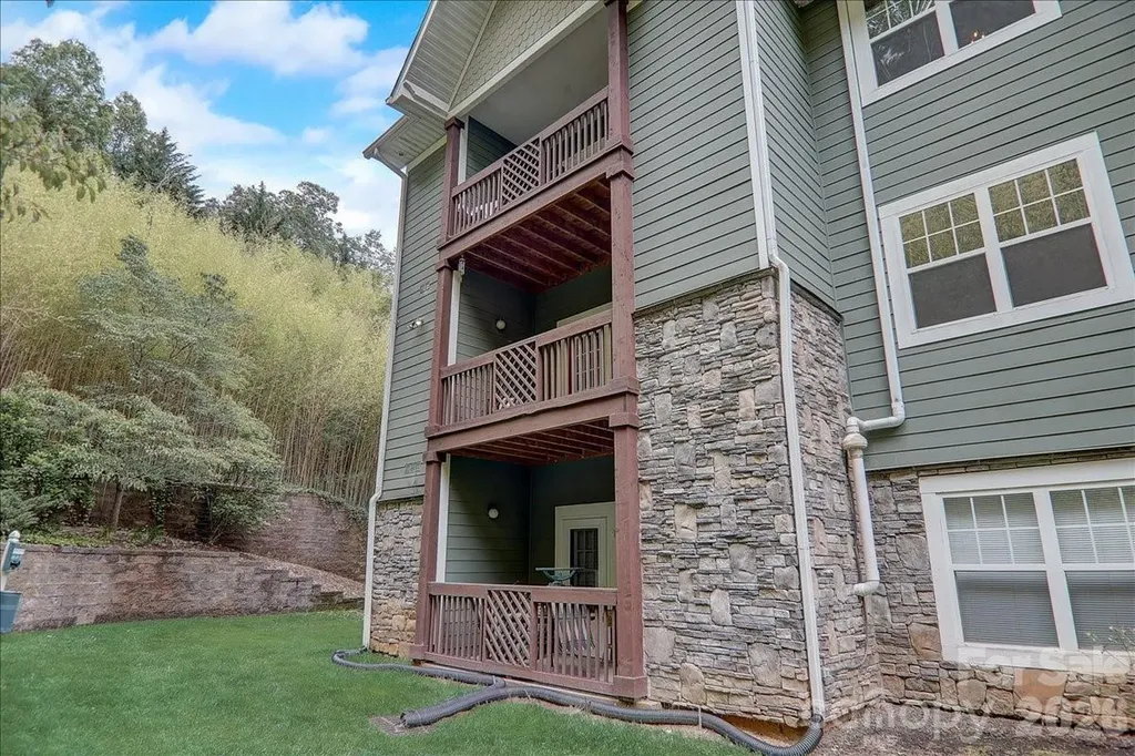 2000 Olde Eastwood Village Boulevard Asheville NC 28803
