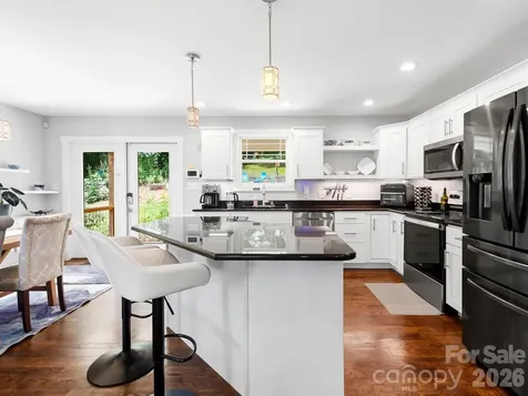 333 Herron Point Lane Weaverville NC 28787