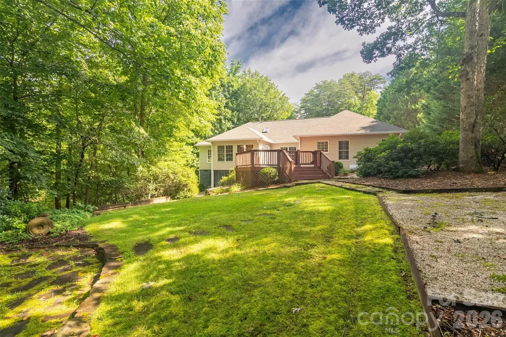 30 Brookside Drive Columbus NC 28722