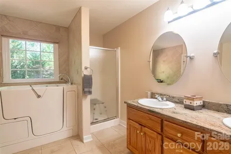 30 Brookside Drive Columbus NC 28722